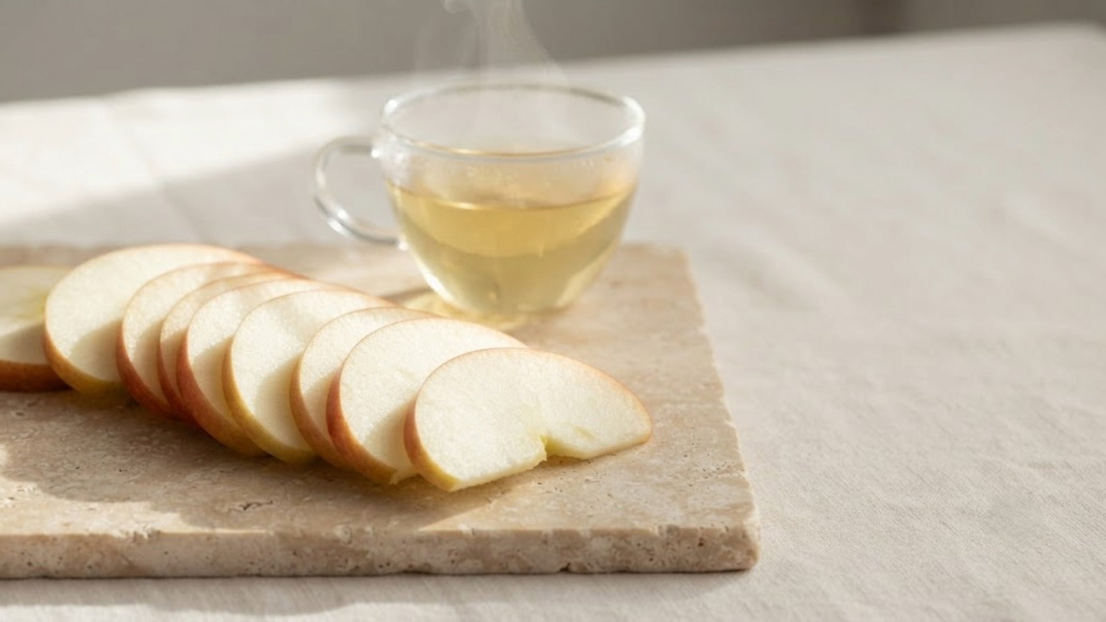 Apple Herbal Tea: Crisp Brightness for Morning Energy