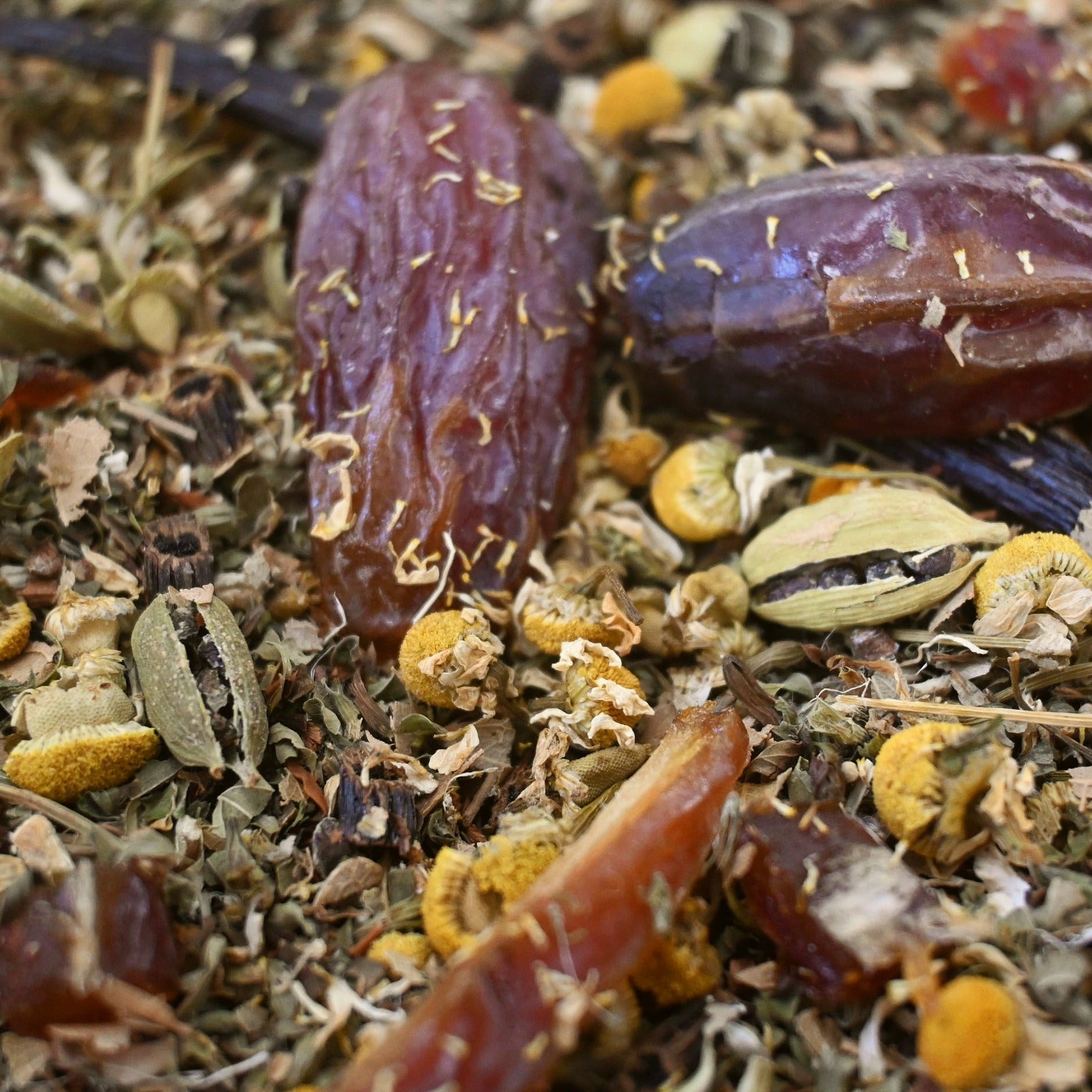 Moonlight Stillness™ — Velvet Amber | Evening Ritual Herbal Tea